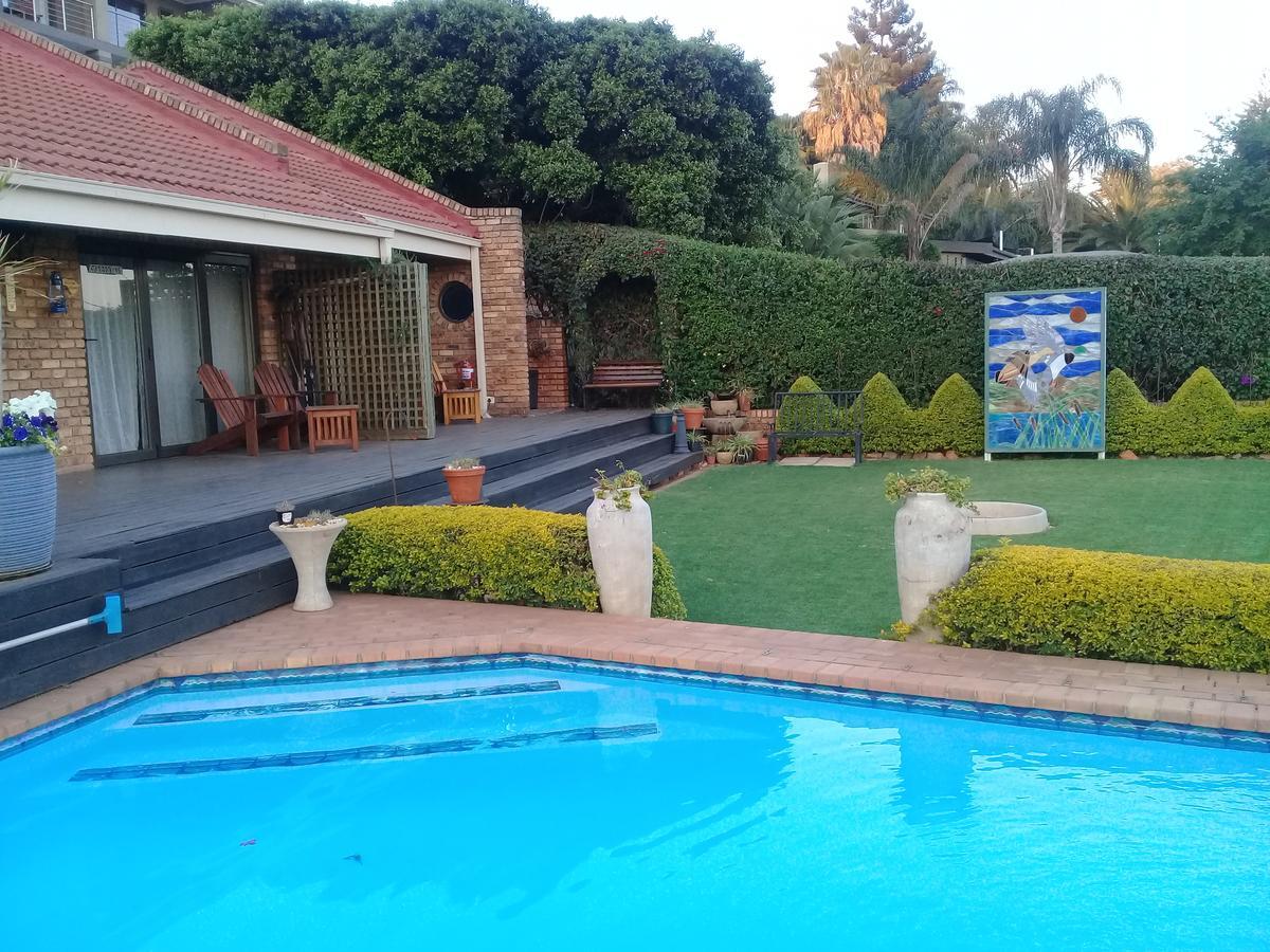 Annie'S Boutique Guesthouse And Garden Spa Hartbeespoort Exteriör bild