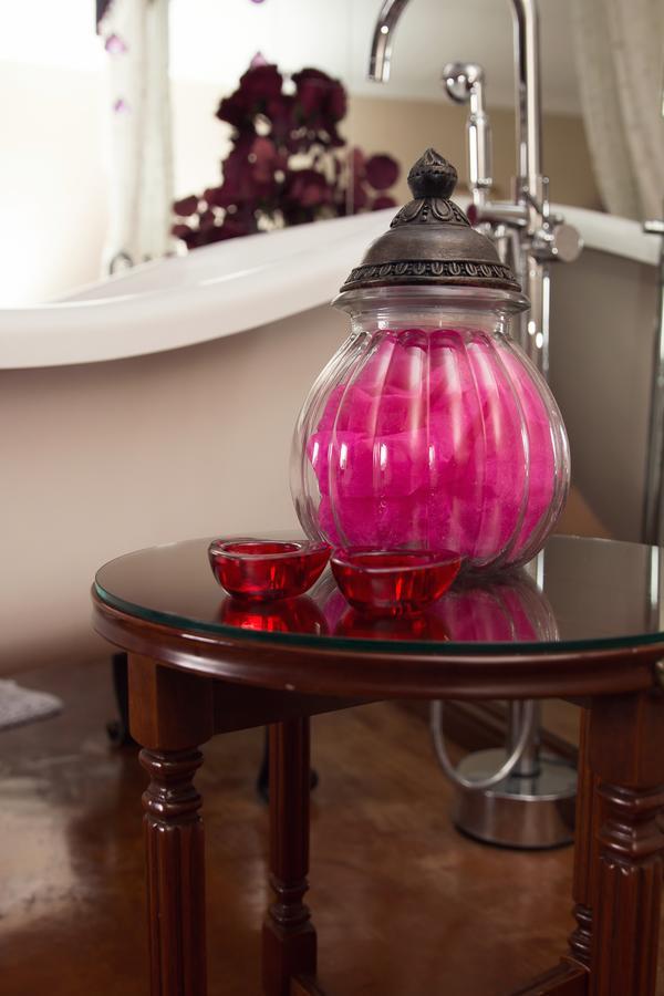 Annie'S Boutique Guesthouse And Garden Spa Hartbeespoort Exteriör bild