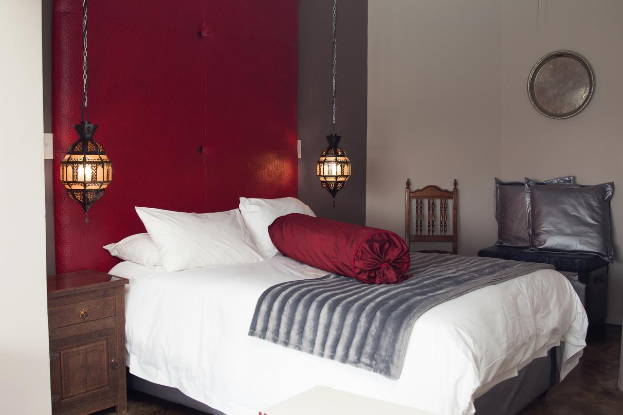 Annie'S Boutique Guesthouse And Garden Spa Hartbeespoort Exteriör bild