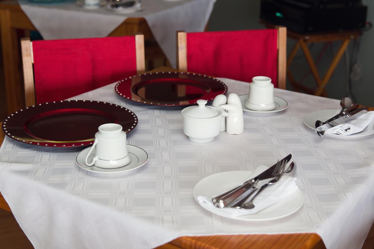 Annie'S Boutique Guesthouse And Garden Spa Hartbeespoort Exteriör bild