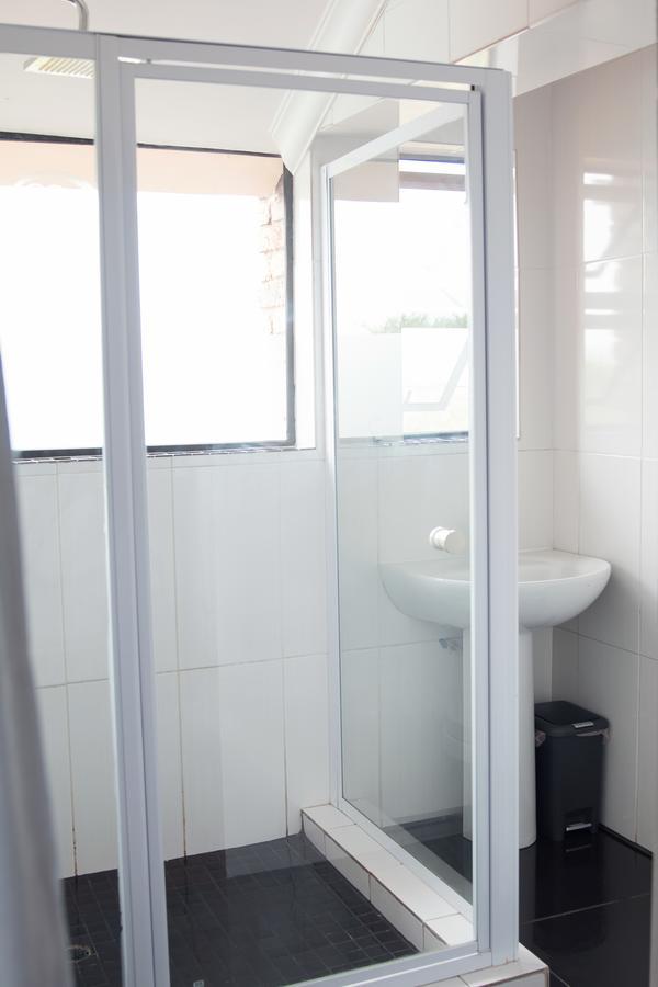 Annie'S Boutique Guesthouse And Garden Spa Hartbeespoort Exteriör bild